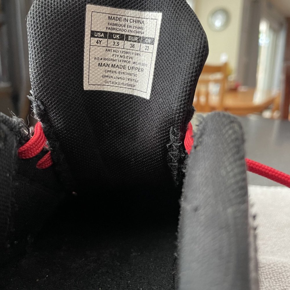 Cleats - Picture 7 of 7